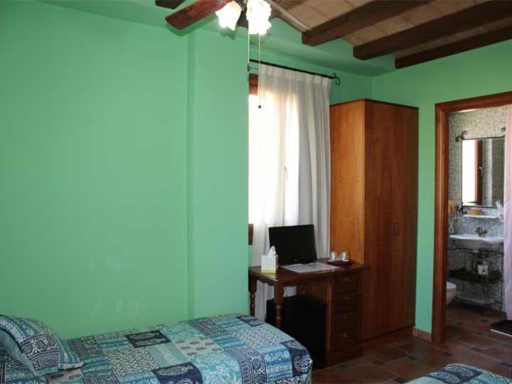 Hostal La Savina Cervera  Eksteriør bilde